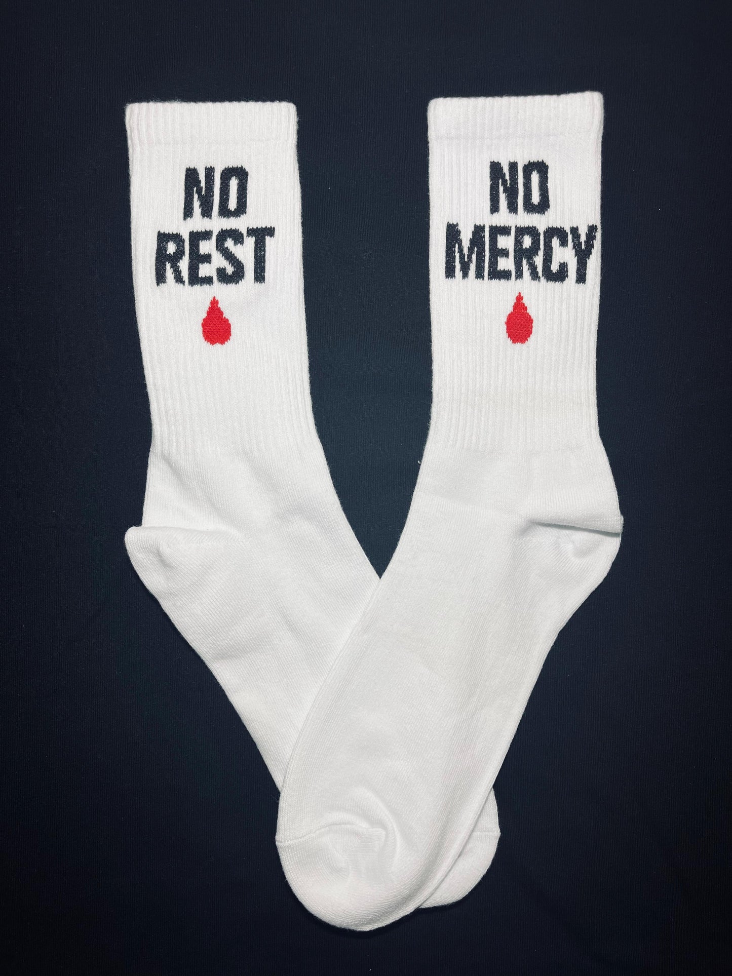 NO REST. NO MERCY. – Performance Socks